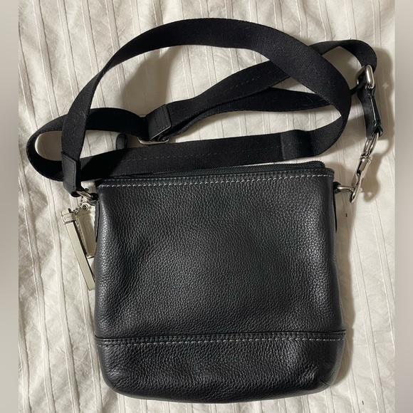 Coach 49170 Park Pebbled Leather Swingpack Crossbody Shoulder Bag Black - Picture 3 of 4